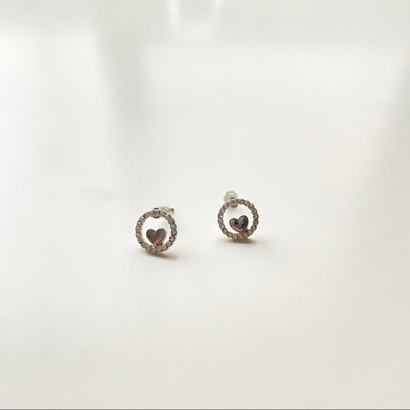 ๐ 3/$20 ๐ Love Circle Earrings